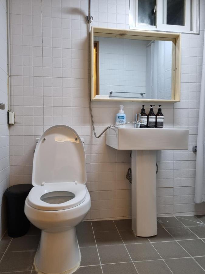 Complace H Seoel Buitenkant foto