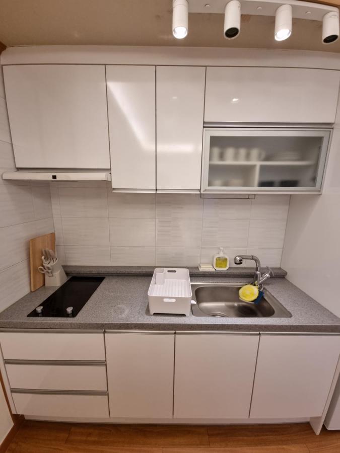 Complace H Seoel Buitenkant foto