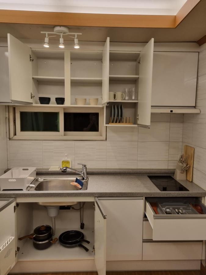 Complace H Seoel Buitenkant foto