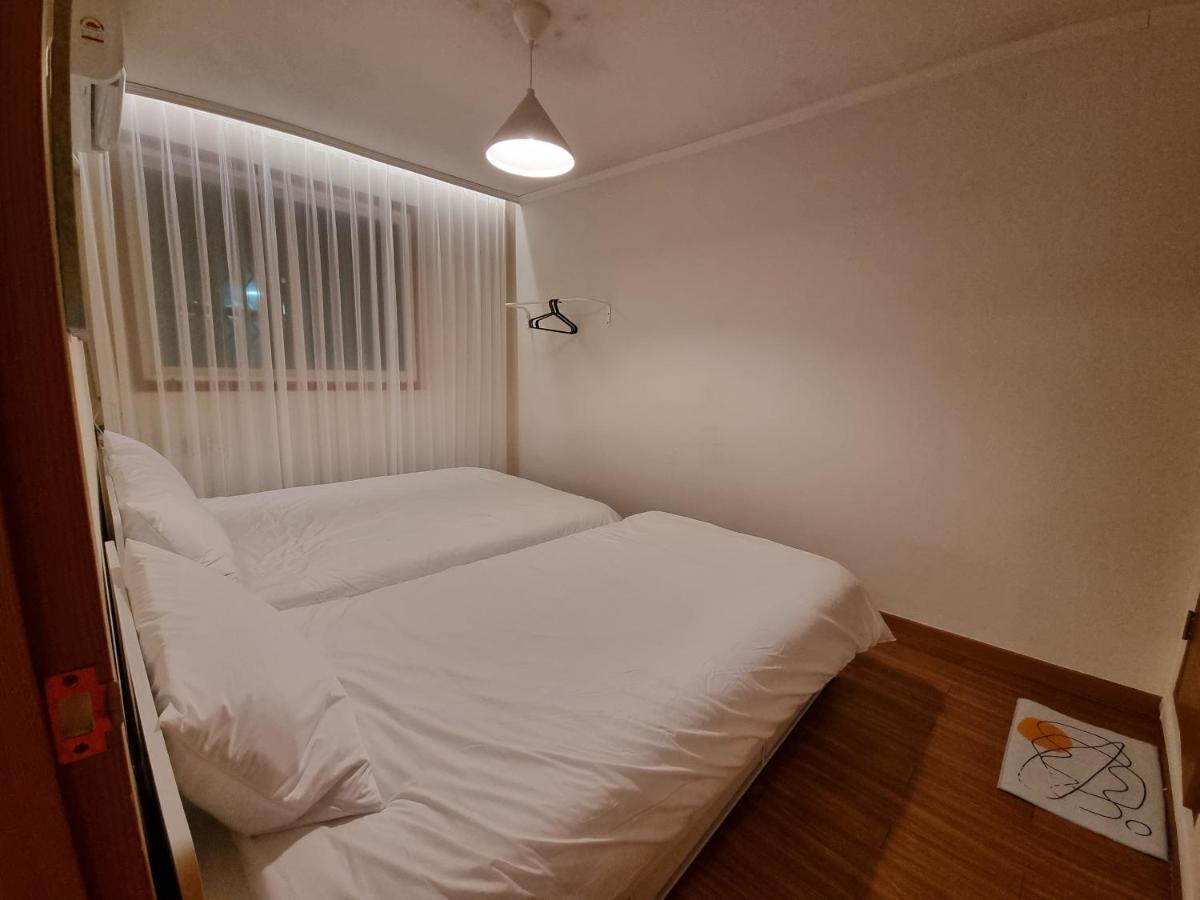 Complace H Seoel Buitenkant foto